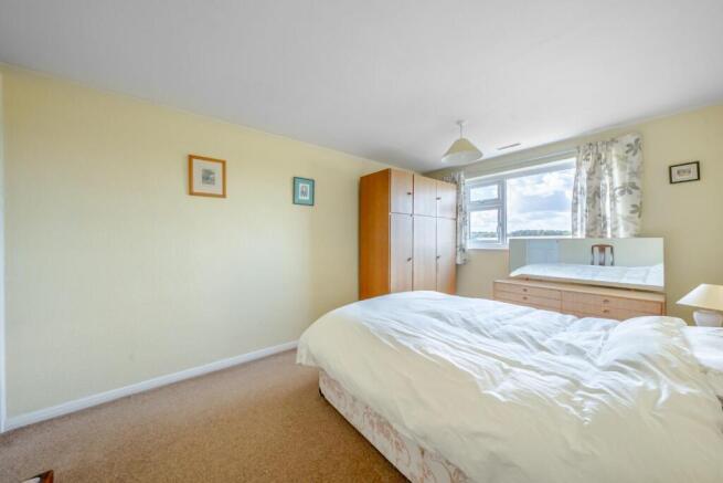 3 bed Detached for sale Image 9