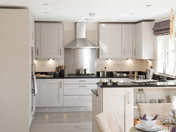 Fully fitted kitchen