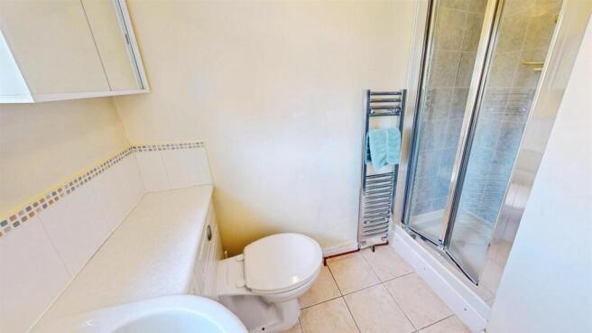 3 bed Detached for sale Image 9