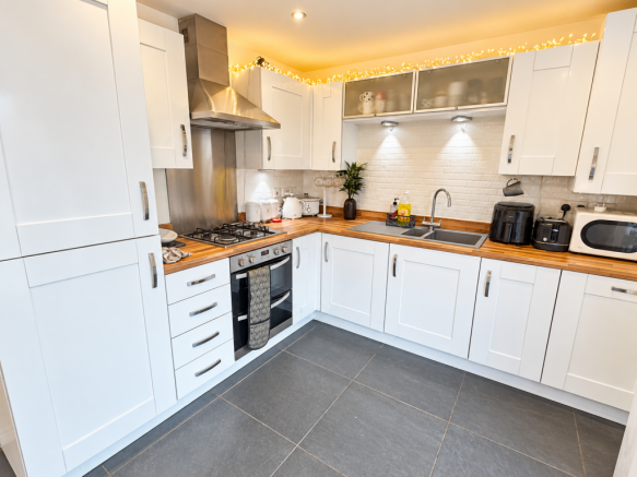 Hawthorn Avenue, Hazel Grove photo 4