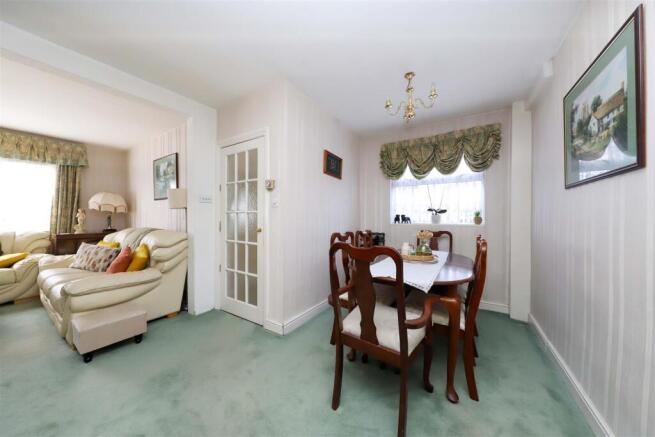 Living/dining room