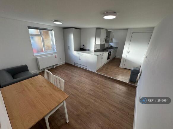 Kitchen / Living
