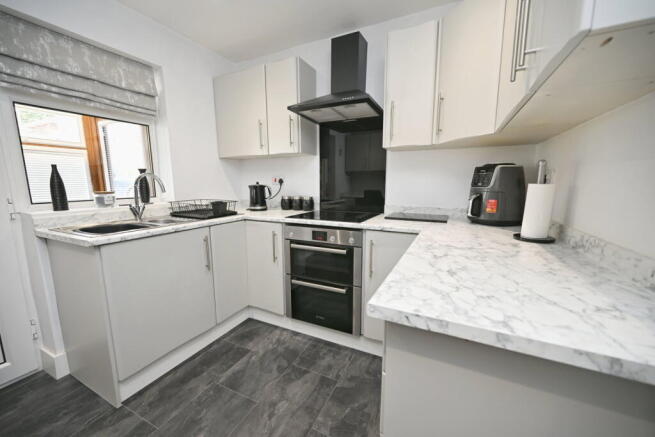 3 bed Detached Bungalow for sale Image 4