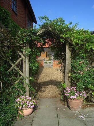 Photo 11