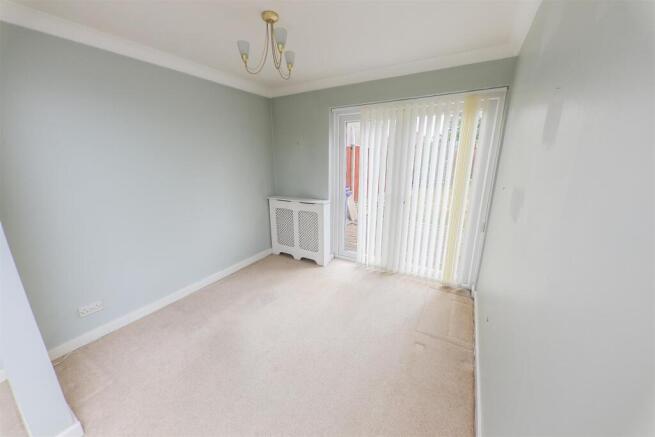 3 bed Semi-Detached for sale Image 4