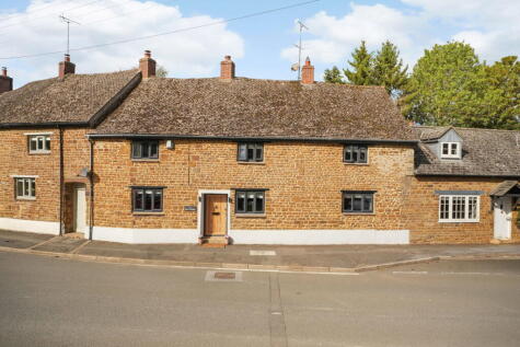 CHIPPING WARDEN, Banbury
