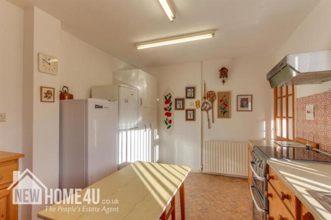 KITCHEN: