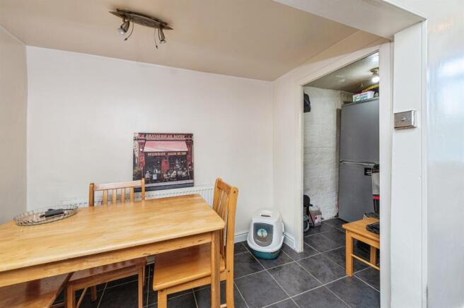 2 bed End of Terrace for sale Image 6