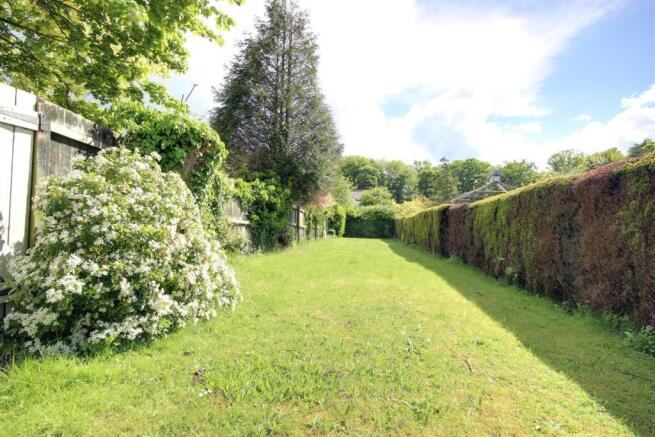 2 bed Terraced for sale Image 8