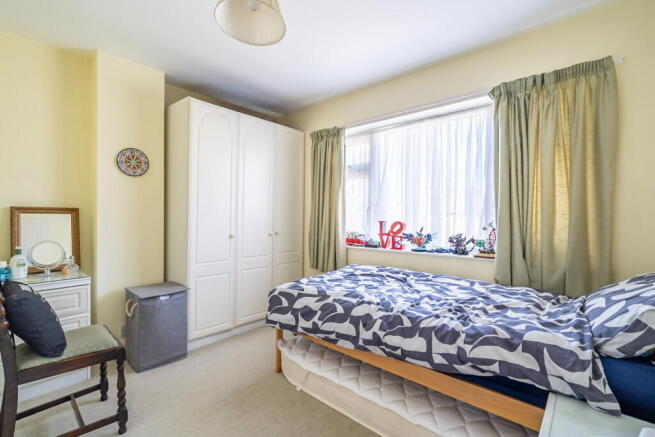 4 bed Semi-Detached for sale Image 7