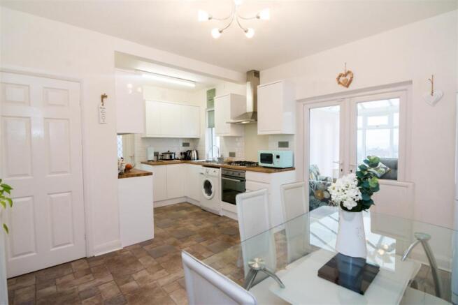 DINING KITCHEN