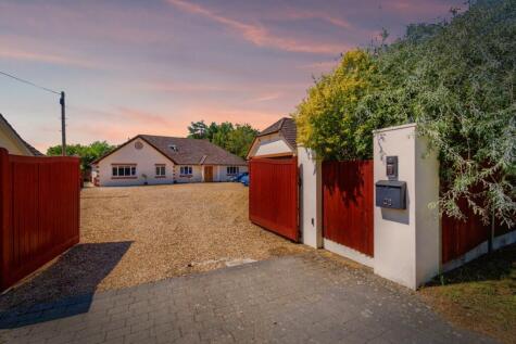 Wayside Road, St. Leonards, Ringwood, Dorset, BH24