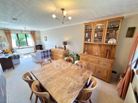Cullen Crescent, Inverkip dining lounge