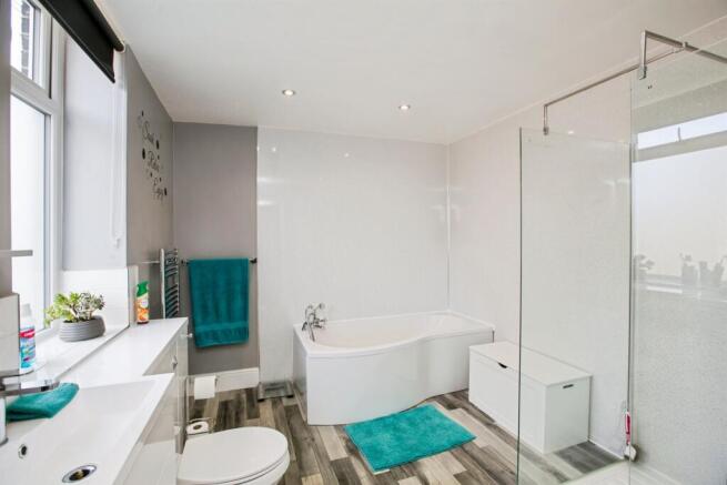 3 bed End of Terrace for sale Image 4