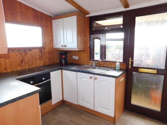 Kitchen 1