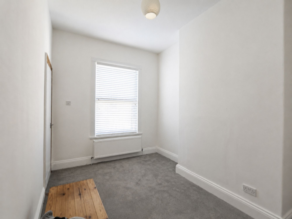 2 bed Detached for sale Image 8