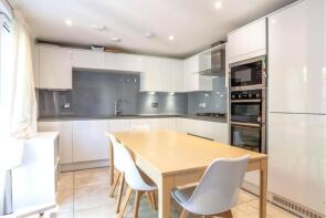 64, Mansfield Road, London NW3 2HU