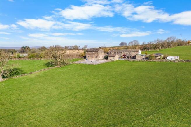 4 bed Barn Conversion for sale Image 5