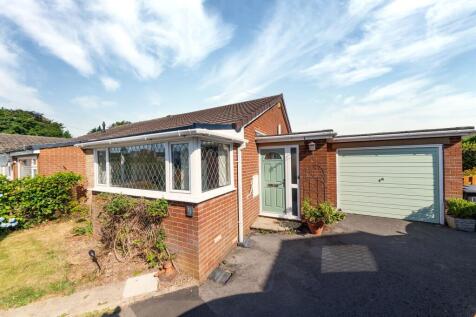 Burton Acres Drive, Kirkburton, HD8