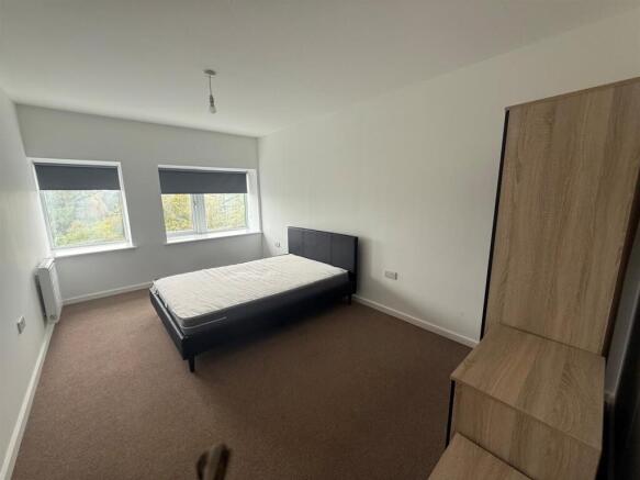 bedroom.jpg