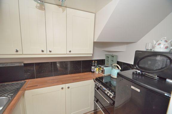 Kitchen I