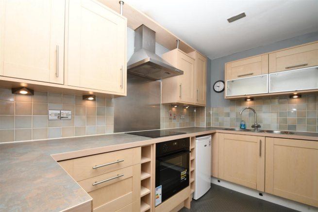 Kitchen 2.png