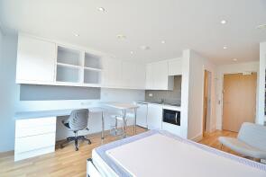 26, 91 Mallory House, East Road, Cambridge CB1 1BX
