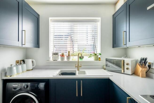 3 bed Town House for sale Image 4