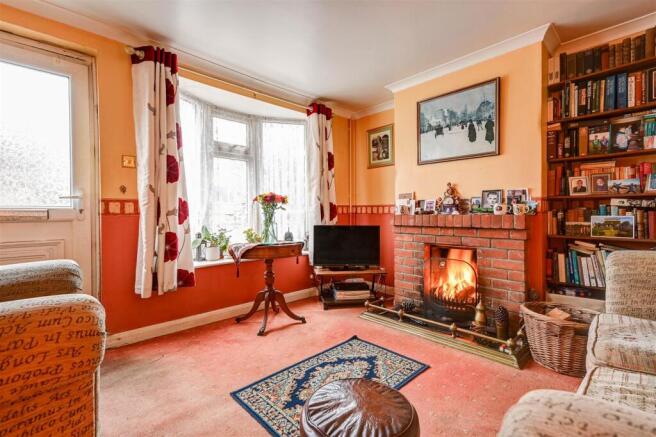 Sitting Room area 2.jpg