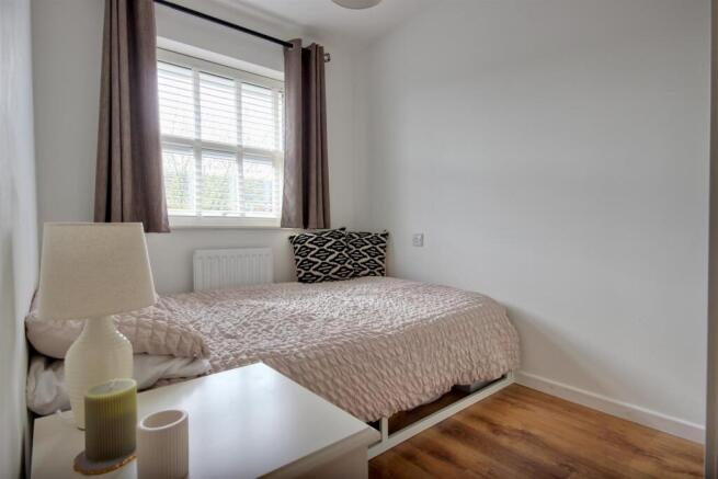 3 bed House for sale Image 10