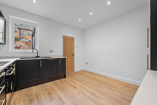 3 bed Terraced for sale Image 5