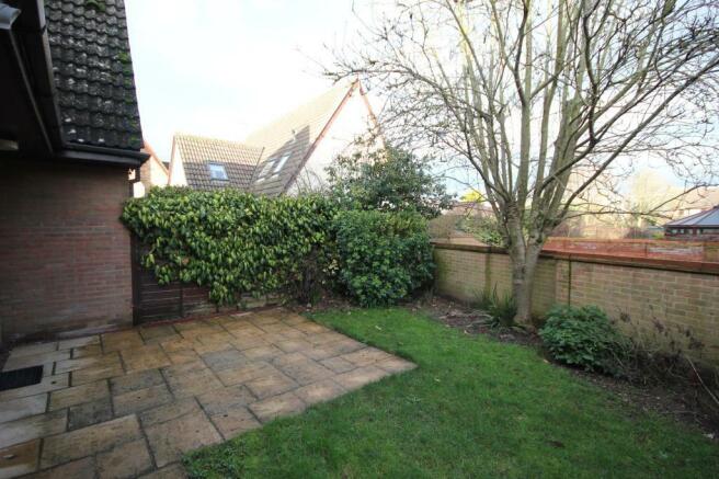garden1.JPG