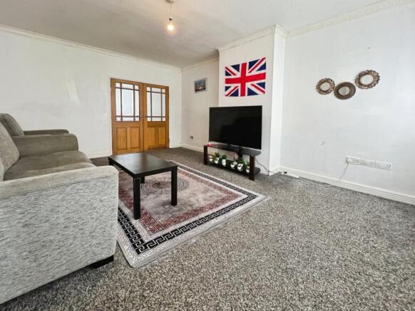 3 bed Terraced for sale Image 5