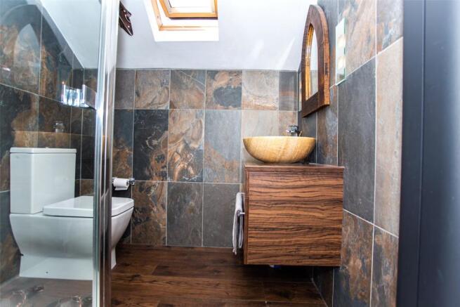 Master Ensuite