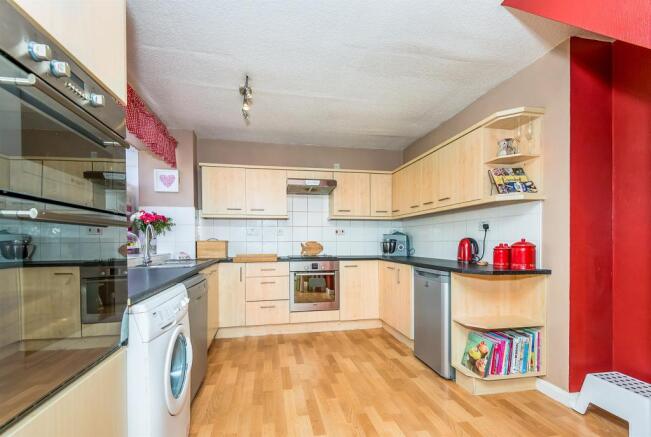 Kitchen Diner: