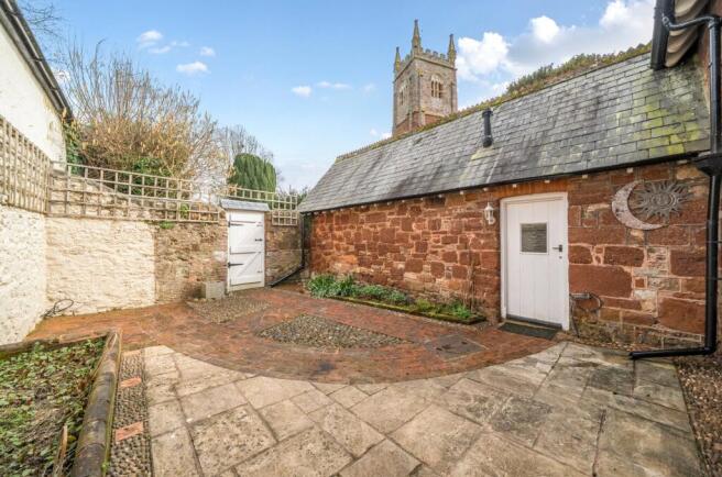 Private Courtyard