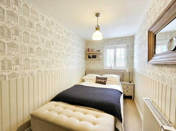 2 bed Flat for sale Image 9