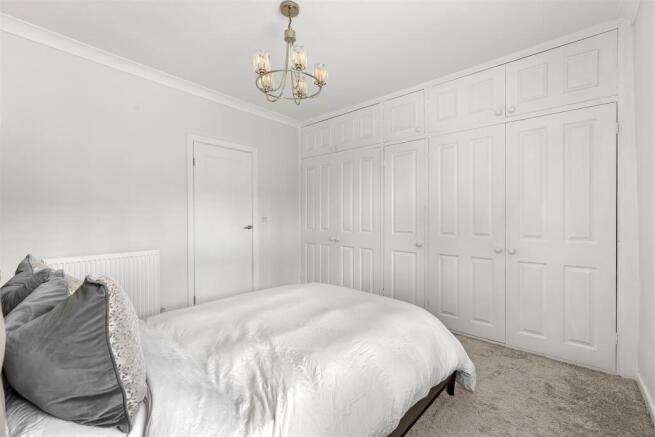 2 bed Terraced for sale Image 12