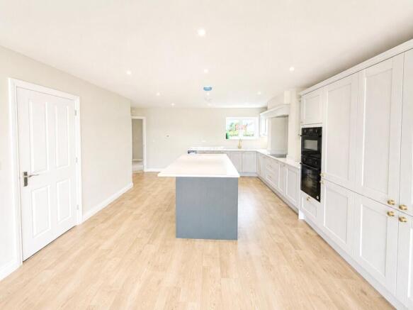 3 bed Bungalow for sale Image 5