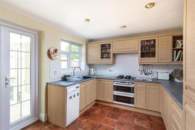 3 bed Detached for sale Image 4