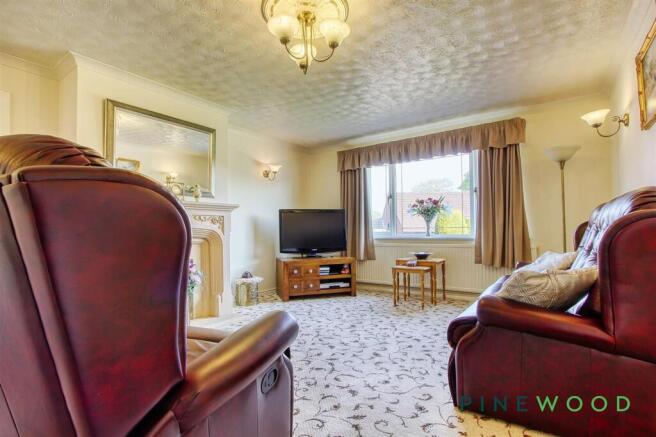 Norbriggs Road, Mastin Moor, S43 photo 4