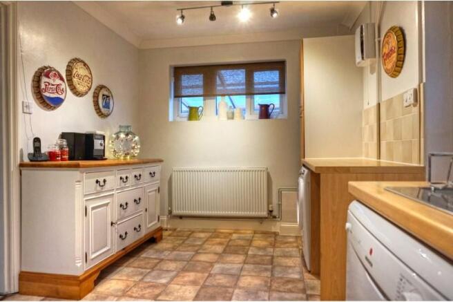 Kitchen / Breakfast