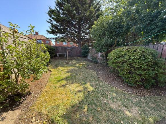 3 bed Semi-Detached for sale Image 11
