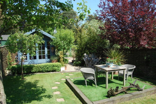 Photo 11