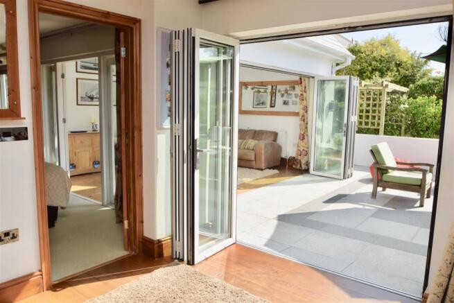 THE ACCOMMODATION COMPRISES