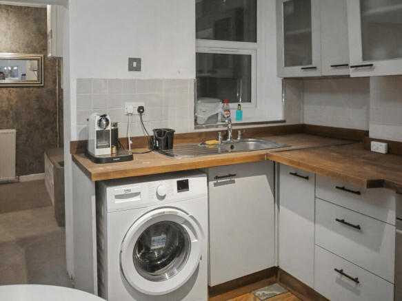 20251204041121_P1080904_RD56F