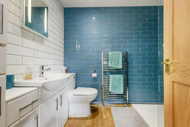 En-Suite Shower R...