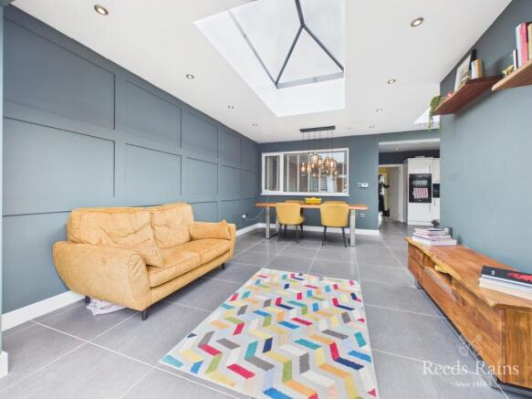 Kitchen/ Living Room