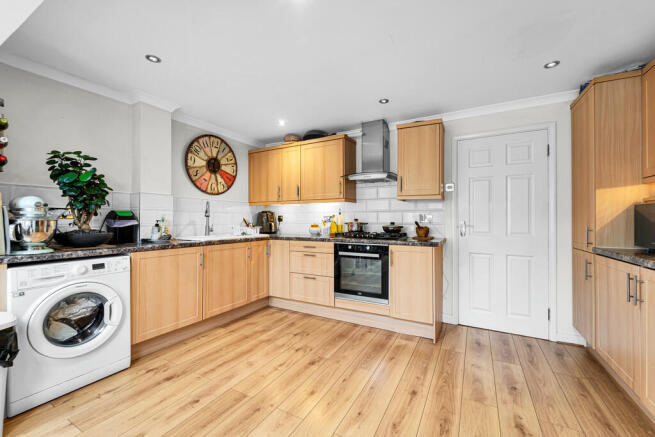 Scotts Close 7