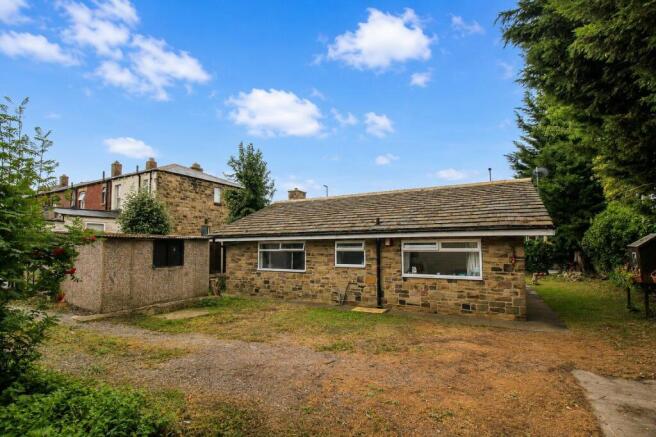 2 bed Detached Bungalow for sale Image 12